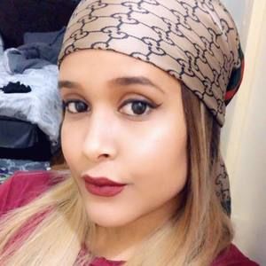 Meet your Posher, Araliz